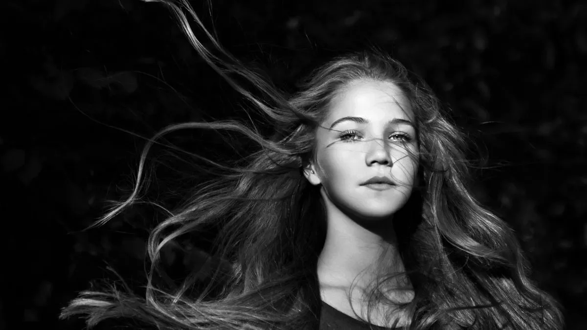 Empowering Daughters: Eight Messages to Foster Confidence and Resilience