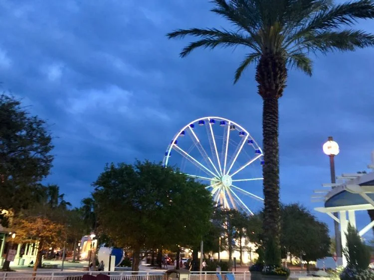 Panama City Beach Attractions, Skywheel at night