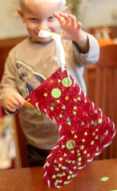 Make a classic and glittery Christmas stocking craft Make a classic and glittery Christmas stocking craft